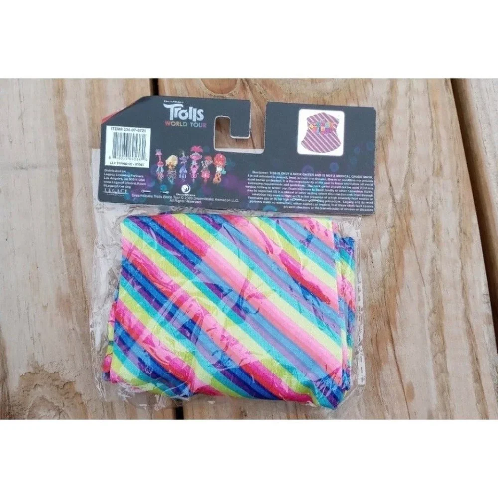 Trolls Neck Gaiter/Mask (set of 4)